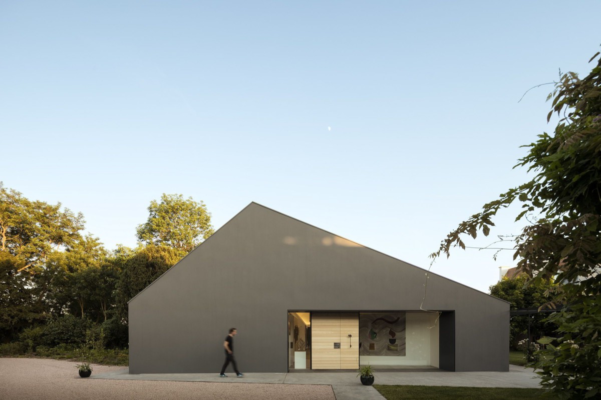 Marchi-Architects-.-Chestnuts-House-.-Auvergne-1-1200x800