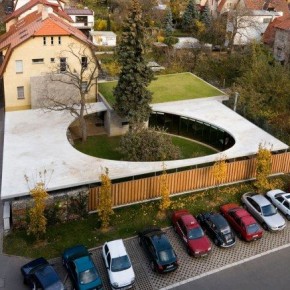 Egg House – fantastyczna rozbudowa domu w Pradze (2148 odwiedzin)