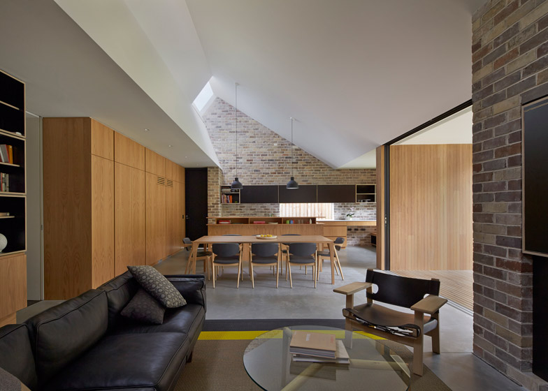 Skylight-House-by-Andrew-Burges-Architects_784_0